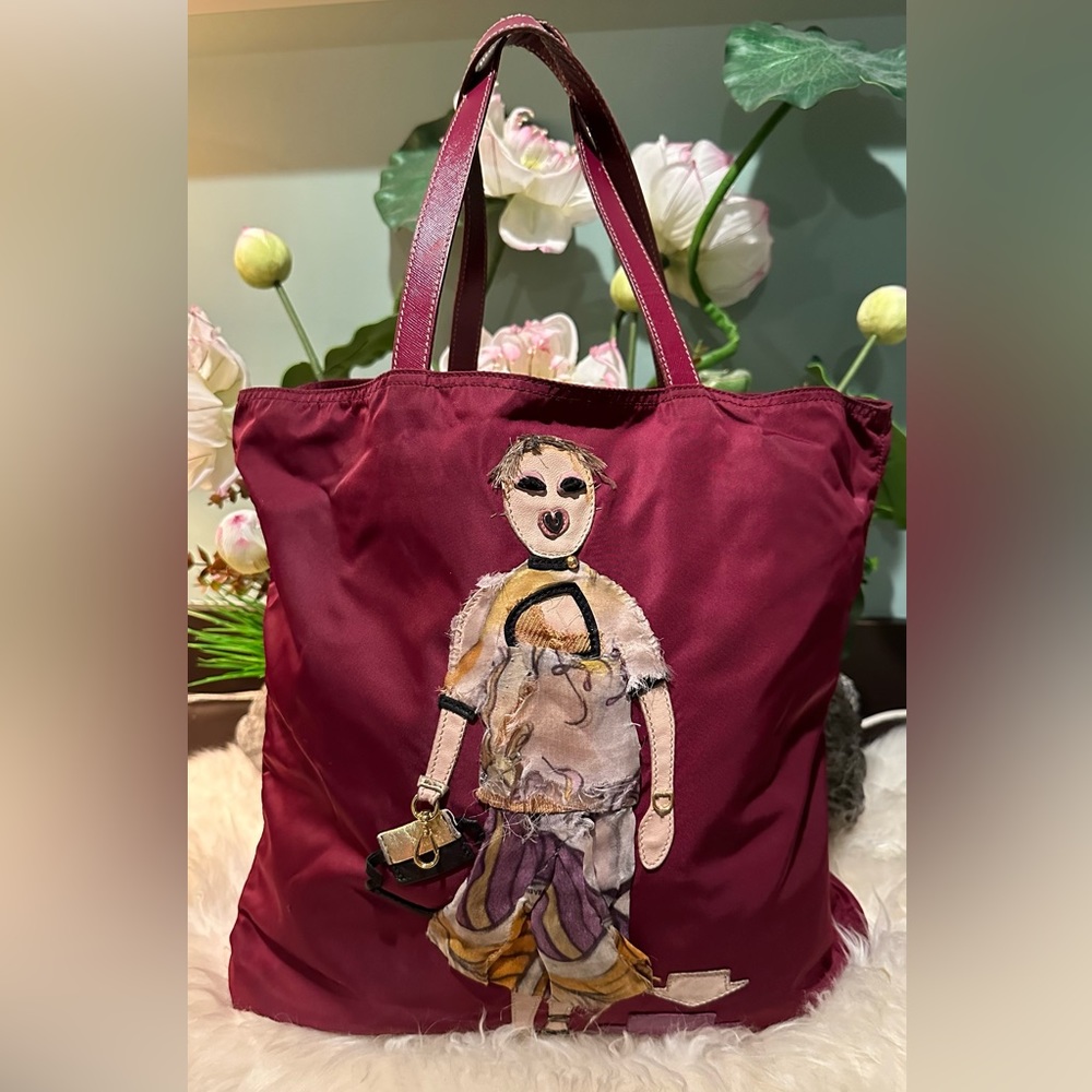 ⛔️ SOLD ⛔️ Prada Tessuto Robot Tote Bag - Picture 2 of 16